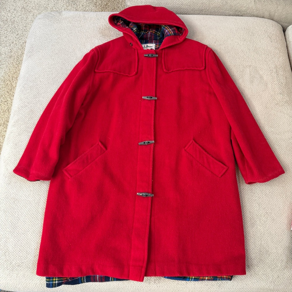 Vintage 1980s L.L. Bean Red Wool Duffle Coat Plaid Lined Hooded Toggle Large
